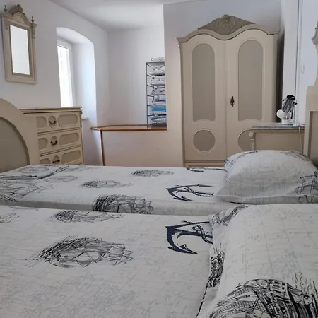 Apartman In Centre Of Milna (Brac)